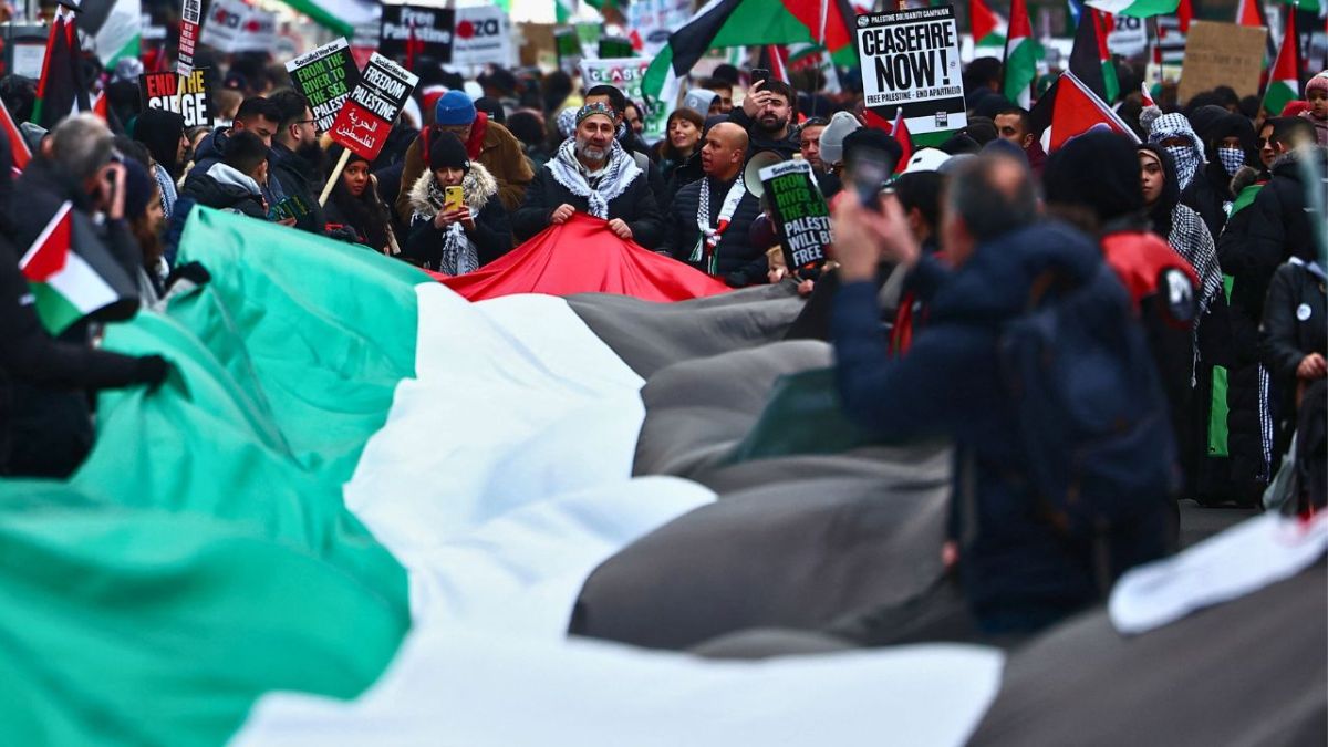 الآلاف يتظاهرون في لندن تضامناً مع غزة