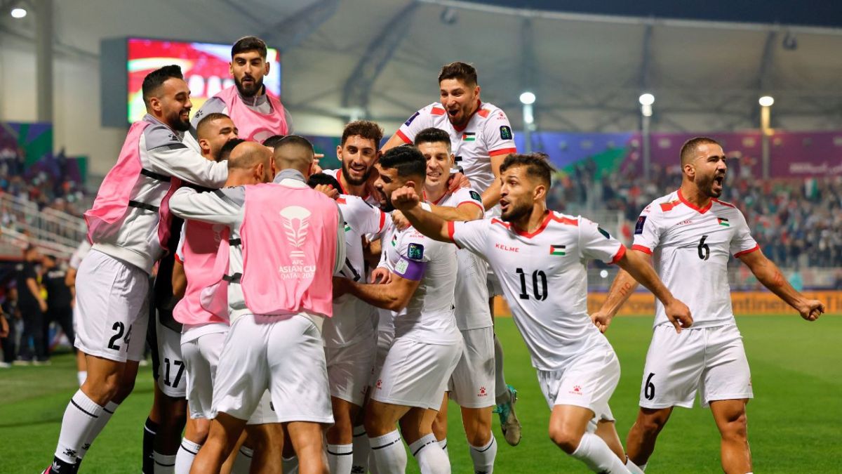 للمرة الأولى.. فلسطين إلى الدور الثاني في كأس آسيا 2 للمرة الأولى.. فلسطين إلى الدور الثاني في كأس آسيا