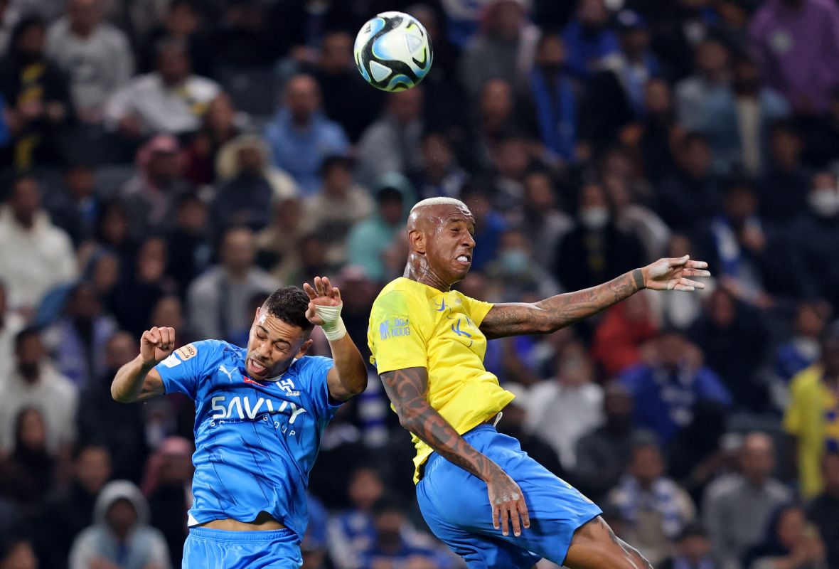 اللقب الأول على ملعبه الجديد.. الهلال يحرز كأس موسم الرياض بفوزه على النصر 2-0