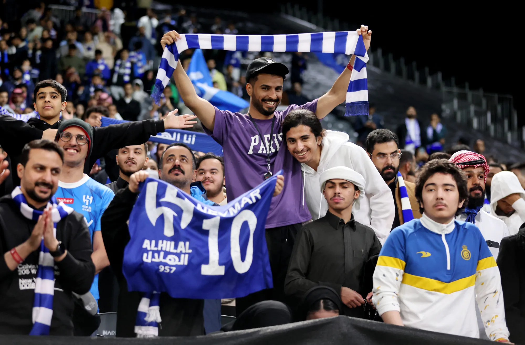 اللقب الأول على ملعبه الجديد.. الهلال يحرز كأس موسم الرياض بفوزه على النصر 2-0