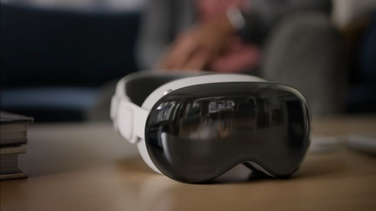 معركة الواقع المختلط.. مقارنة بين نظارات Apple Vision Pro وMeta Quest Pro 1 معركة الواقع المختلط.. مقارنة بين نظارات Apple Vision Pro وMeta Quest Pro