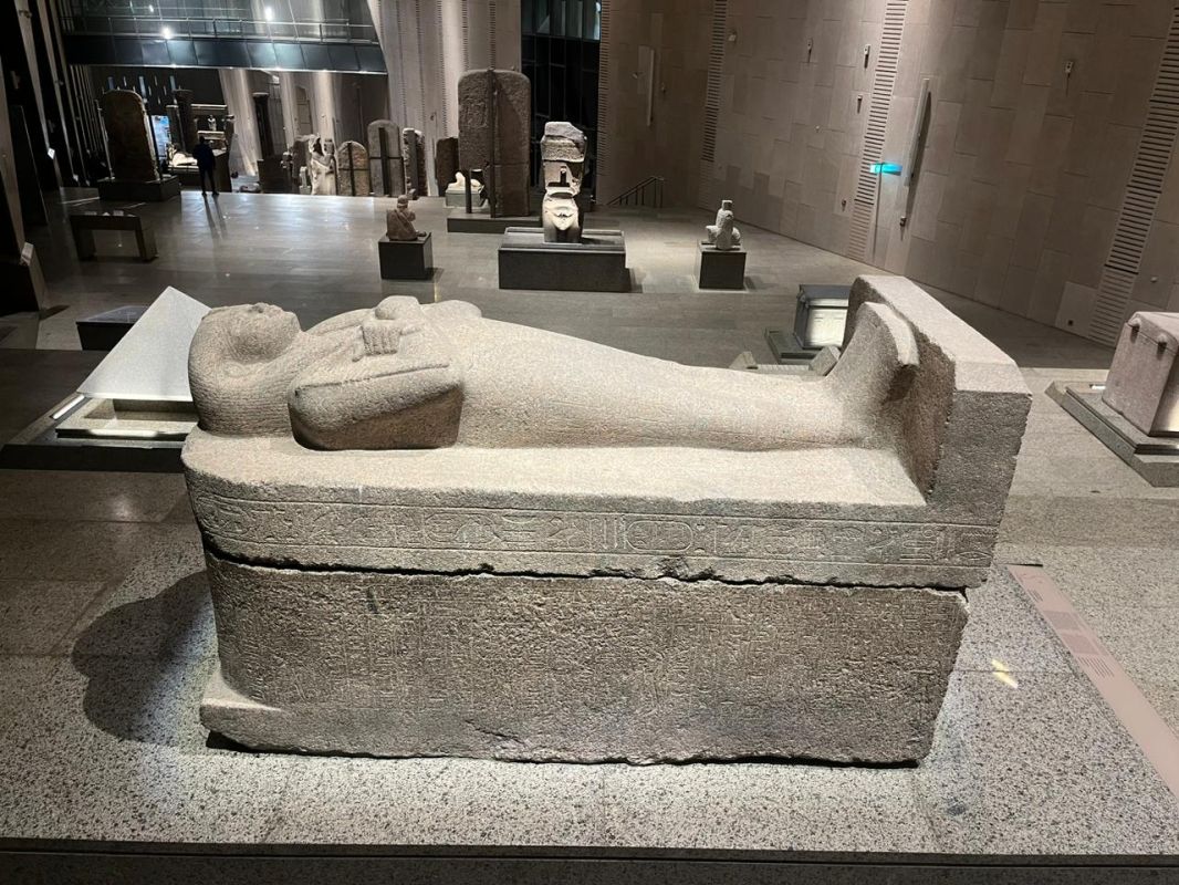 بهو ودرج عظيمان.. المتحف المصري الكبير إبهار لا محدود