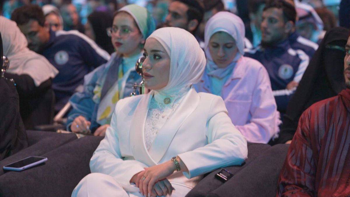 "صناعة للحياة".. دبي تحتفي بـ"صناع الأمل" العرب (صور)