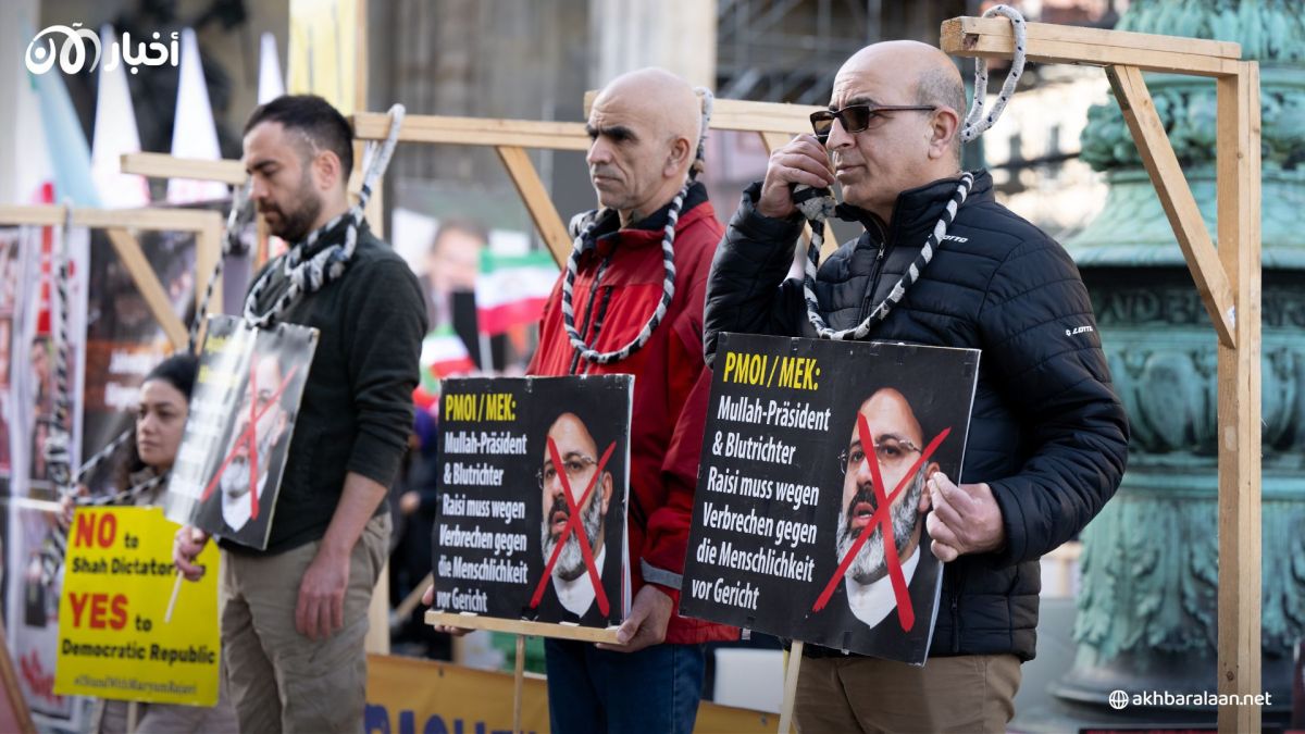 الإطاحة بالنظام.. أبرز أمنيات الإيرانيين في عيد النوروز