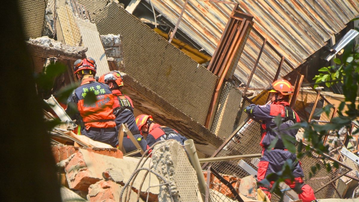 قوته تجاوزت 7 درجات.. زلزال عنيف يهز تايوان ومخاوف من تسونامي 5 قوته تجاوزت 7 درجات.. زلزال عنيف يهز تايوان ومخاوف من تسونامي