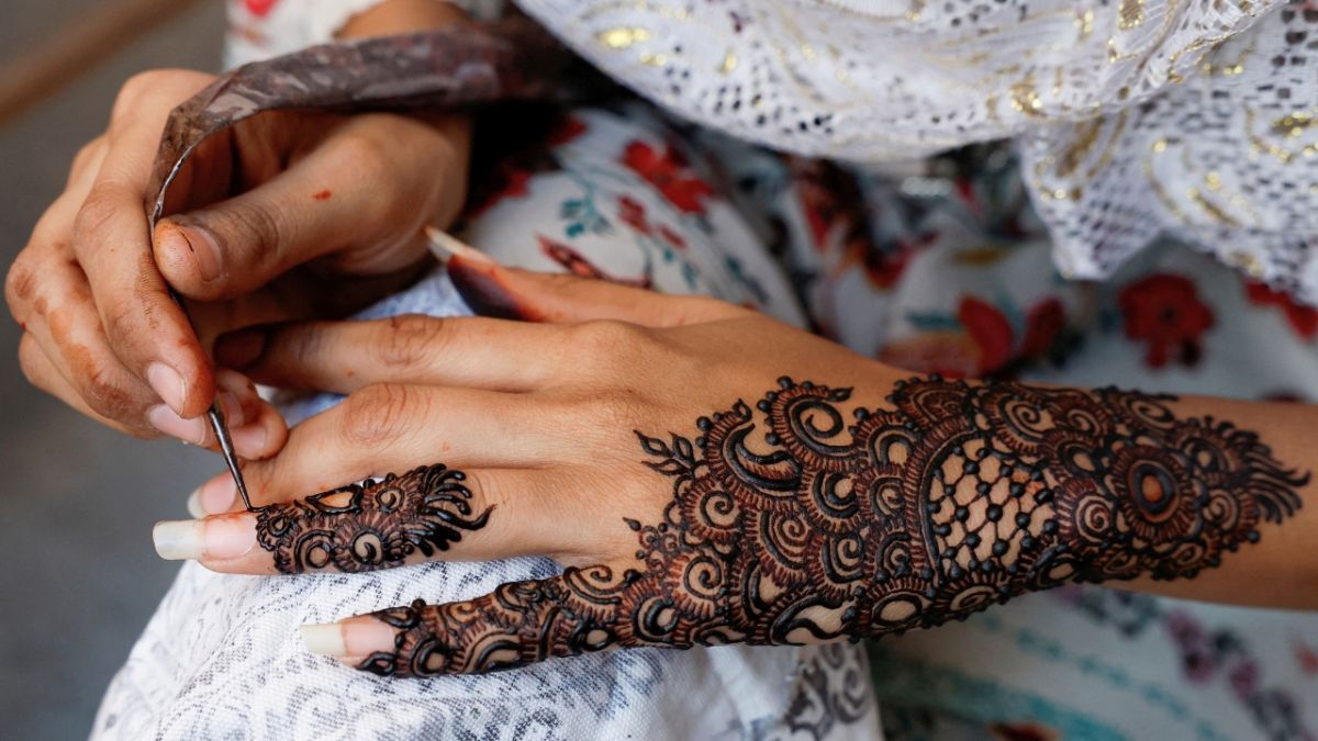 بالصور.. عيد الفطر المبارك حول العالم.. أجواء وطقوس