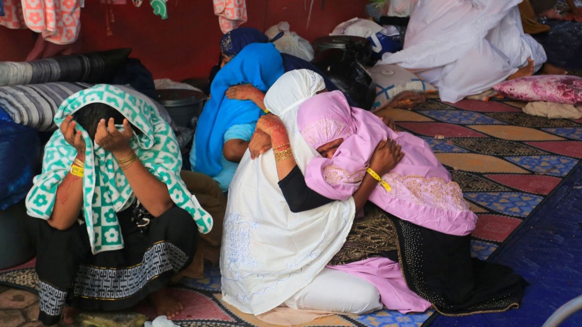 بالصور.. عيد الفطر المبارك حول العالم.. أجواء وطقوس