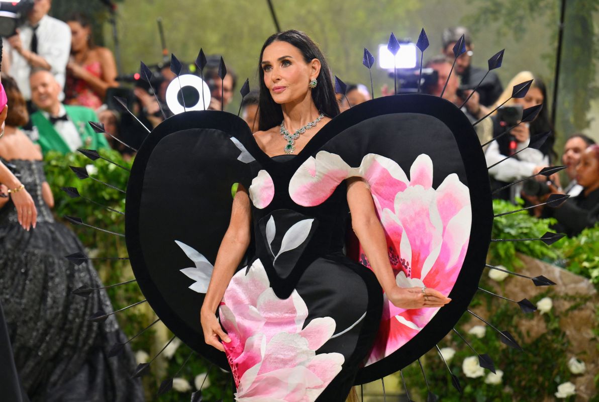 مستوحاة من الورود والحدائق.. إطلالات أبرز النجمات في حفل Met Gala لعام 2024