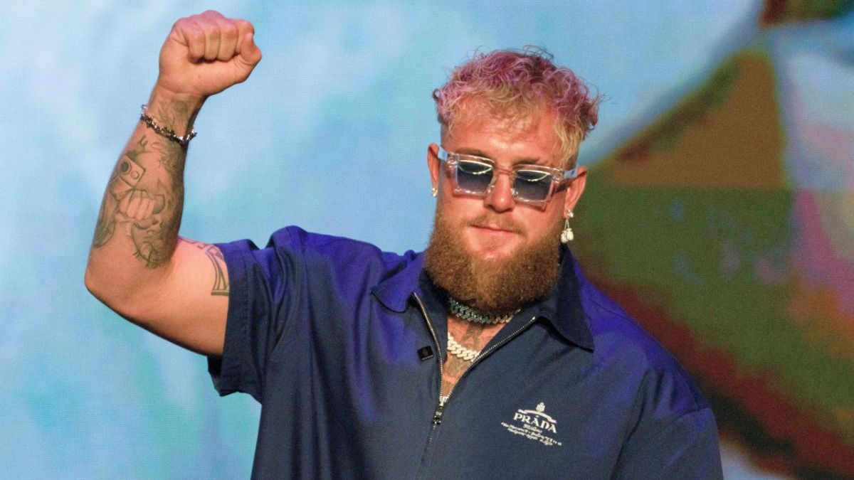 متجاهلًا الانتقادات.. كيف علّق الملاكم مايك تايسون على عودته للحلبات بسن الـ 57؟