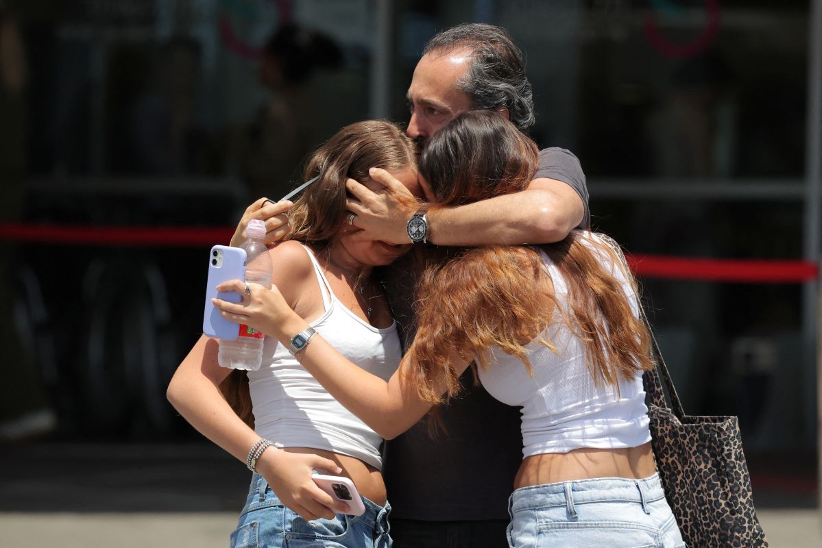 بالأسماء.. إسرائيل تعلن "تحرير" 4 رهائن على قيد الحياة في غزة 1 بالأسماء.. إسرائيل تعلن "تحرير" 4 رهائن على قيد الحياة في غزة