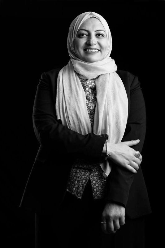 حكاية "هبة راشد".. من التنمر والخوف من النظر في "المراية" إلى إدارة مُؤسسة بـ "المليارات"