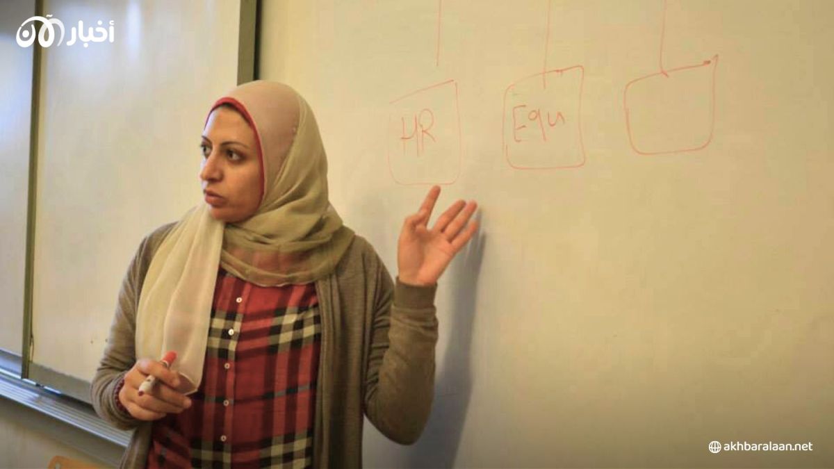 حكاية "هبة راشد".. من التنمر والخوف من النظر في "المراية" إلى إدارة مُؤسسة بـ "المليارات"