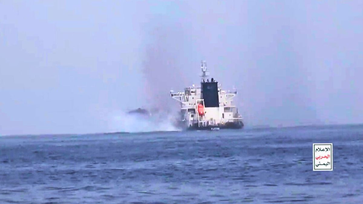 اتفاق "محتمل" بين الحوثي وجماعة الشباب.. تحالف يهدد زعزعة استقرار المنطقة 4 اتفاق "محتمل" بين الحوثي وجماعة الشباب.. تحالف يهدد زعزعة استقرار المنطقة