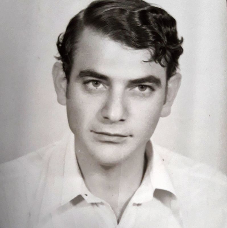 أبرزها الانتظار والندم.. هذه أبرز أعمال الكاتب الراحل حسن سامي يوسف 4 أبرزها الانتظار والندم.. هذه أبرز أعمال الكاتب الراحل حسن سامي يوسف