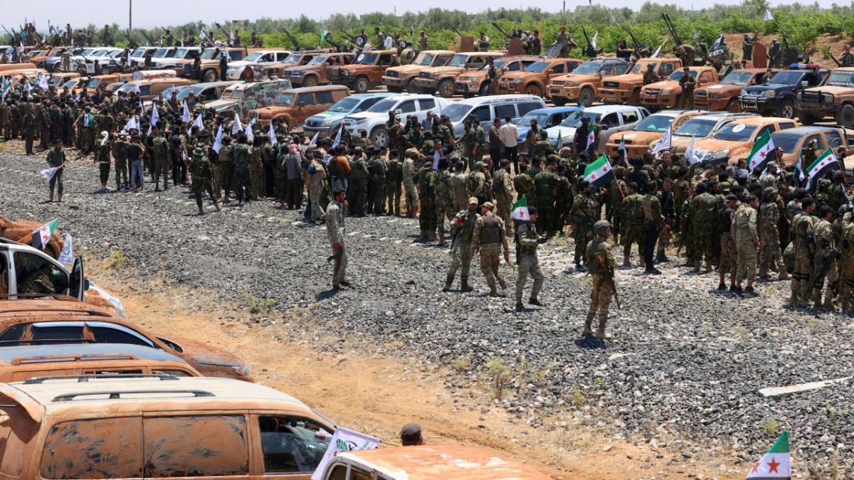 أزمة بين فصائل شمال سوريا قد تؤثر على معبر باب السلامة