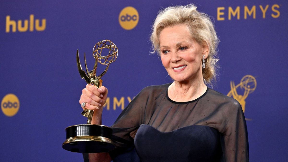 "شوغن" يدخل تاريخ جوائز "إيمي"و"هاكس" مفاجأة الحفلة 2 "شوغن" يدخل تاريخ جوائز "إيمي"و"هاكس" مفاجأة الحفلة