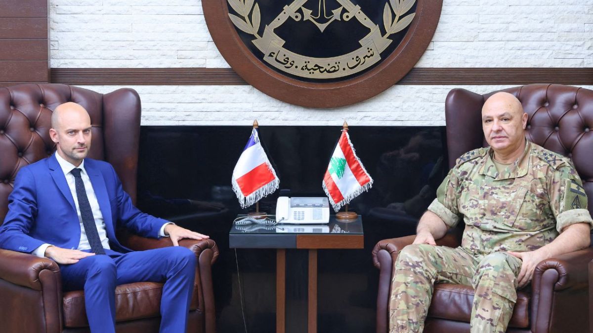 بعد مقتل اثنين من جنوده.. ما هو دور الجيش اللبناني في الصراع بين إسرائيل وحزب الله؟