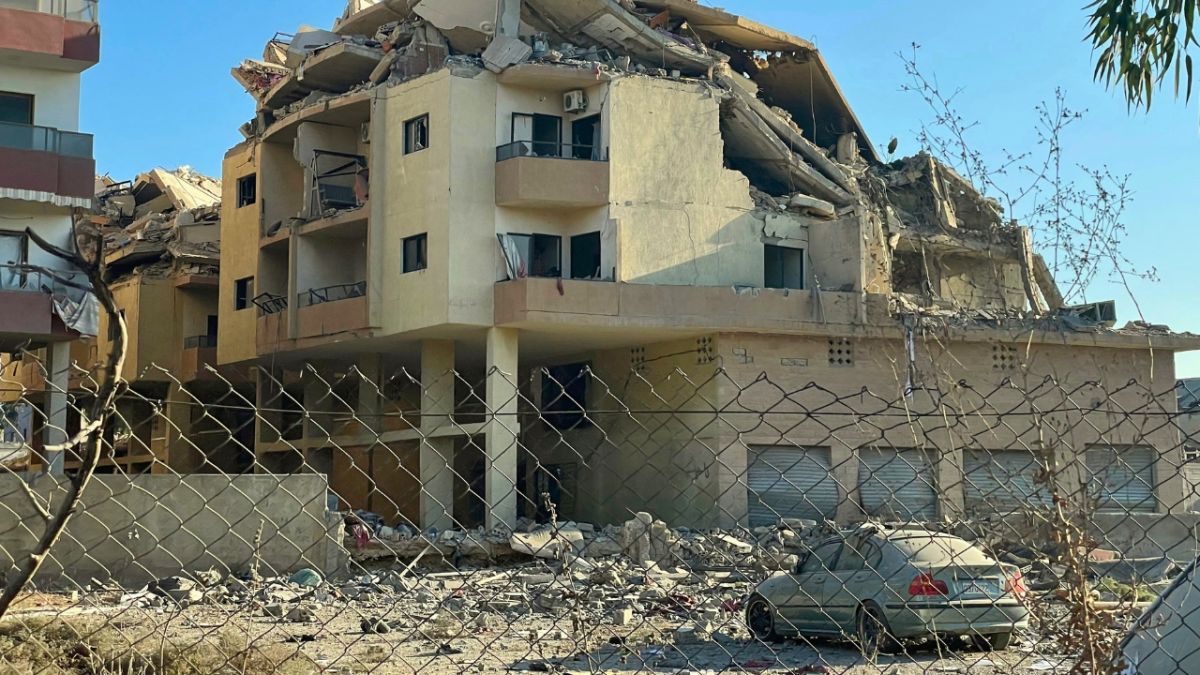 "لم تعد آمنة".. هكذا بدت مدينة صور اللبنانية كما يراها سكانها