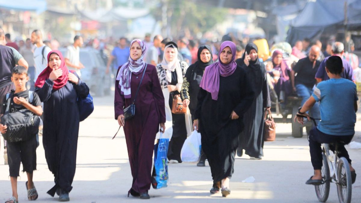 "تحاول محو وجودنا".. فلسطينيون يتحدثون عن خطة الجنرالات لتهجير سكان شمال غزة 6 "تحاول محو وجودنا".. فلسطينيون يتحدثون عن خطة الجنرالات لتهجير سكان شمال غزة