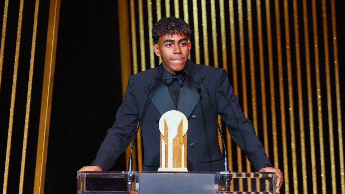 بالصور.. حفل توزيع جوائز الكرة الذهبية.. رودري وبونماتي الأفضل 3 بالصور.. حفل توزيع جوائز الكرة الذهبية.. رودري وبونماتي الأفضل