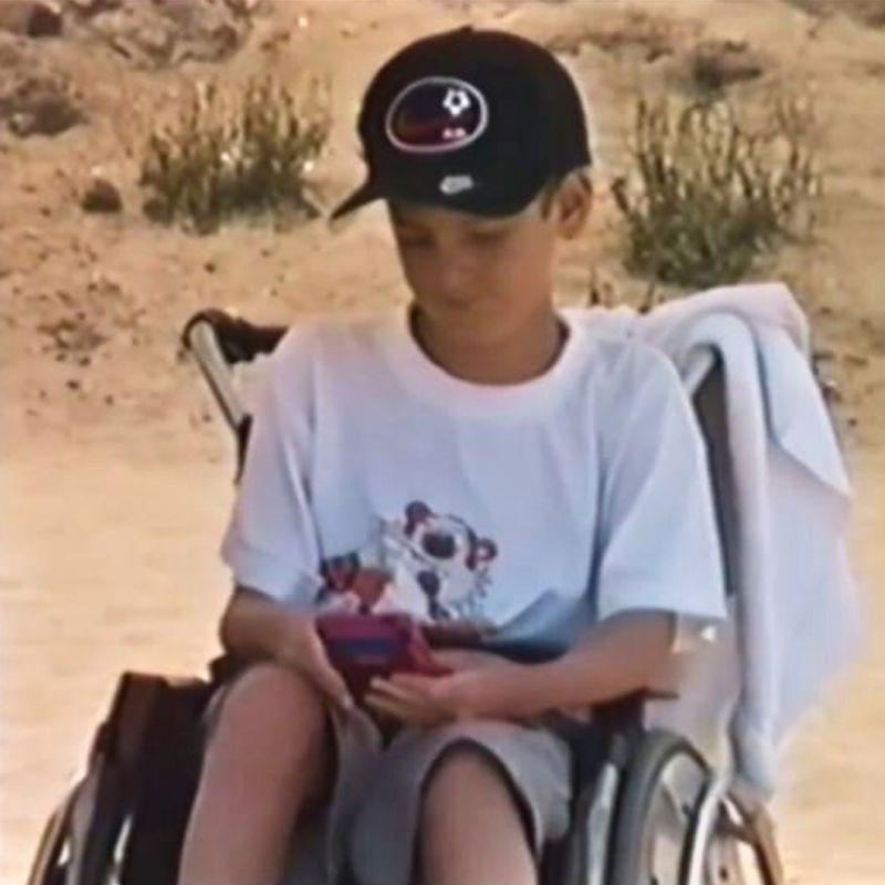 من شخص انعزالي غير قادر على الحركة إلى بطل فيلم "Ibelin".. من هو ماتس ستين؟