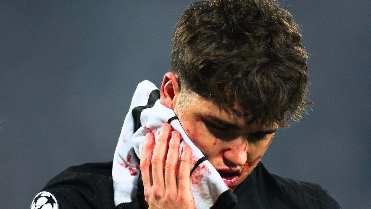 برشلونة يضرب النجم الأحمر الصربي بخماسية.. وإصابة خطيرة لكوبارسي