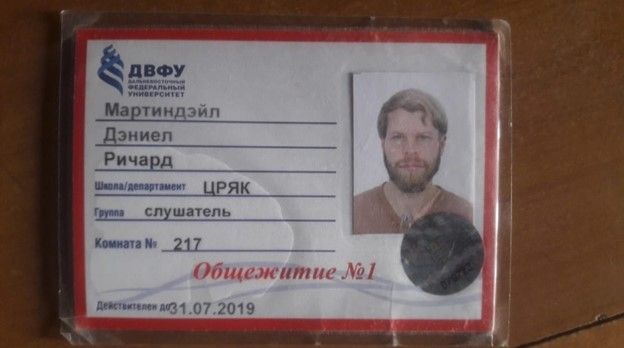 من هو القس الأمريكي الذي تدعي روسيا تجسسه لصالحها من على خطوط المواجهة الأوكرانية؟