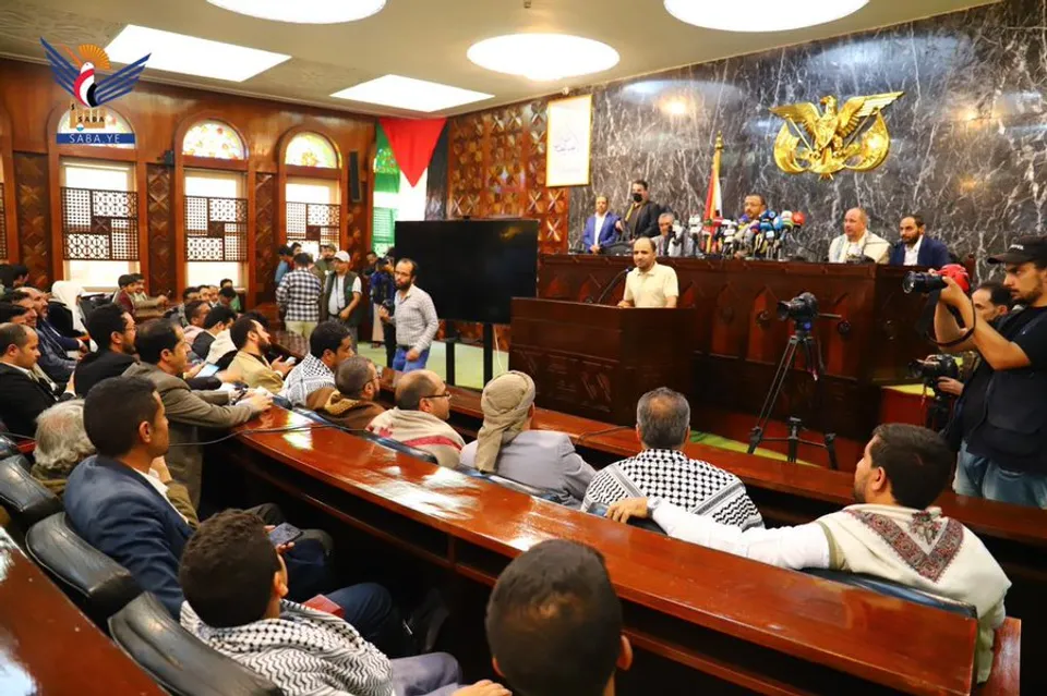 عُملة الحوثي الجديدة.. فخٌ يلتهم قوت اليمنيين